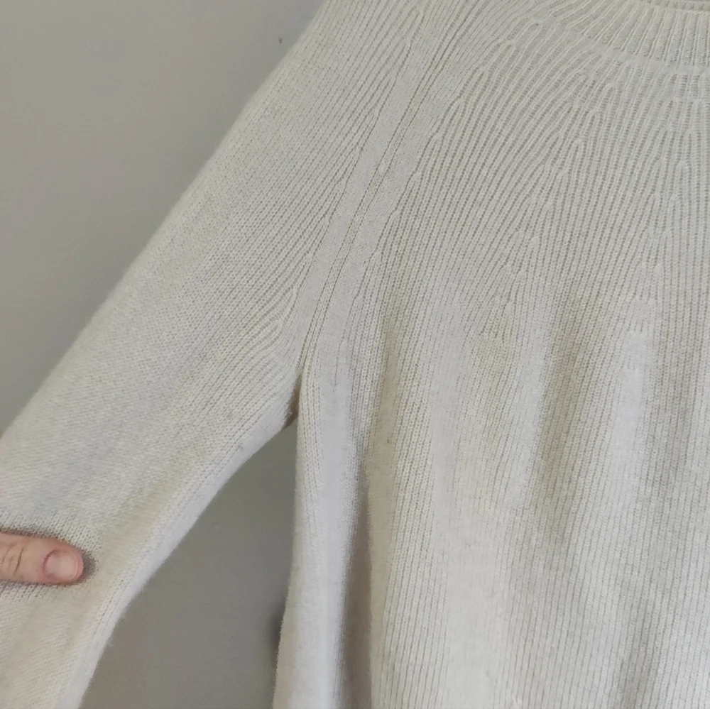 Vince Cashmere Cream Sweater
